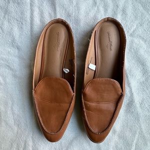 Universal Thread brown loafer slides